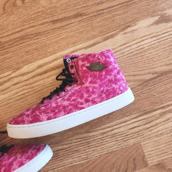 EUC Nike Air Jordan Jasmine Basketball Shoes Girls Size 6Y or Women's Size 7 - Picture 2 of 13